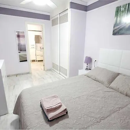 Apartamento Dinastia D201 By Tenerife & Sales Los Cristianos (Tenerife)