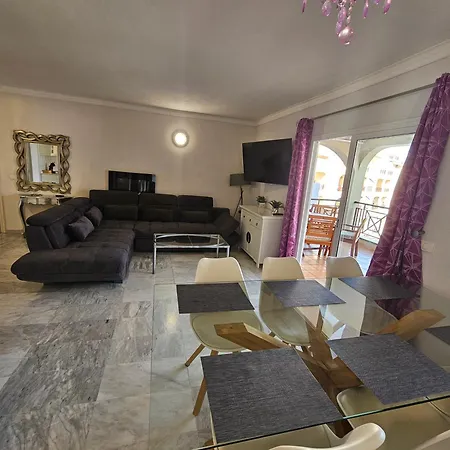 Dinastia D201 By Tenerife & Sales * Los Cristianos (Tenerife)